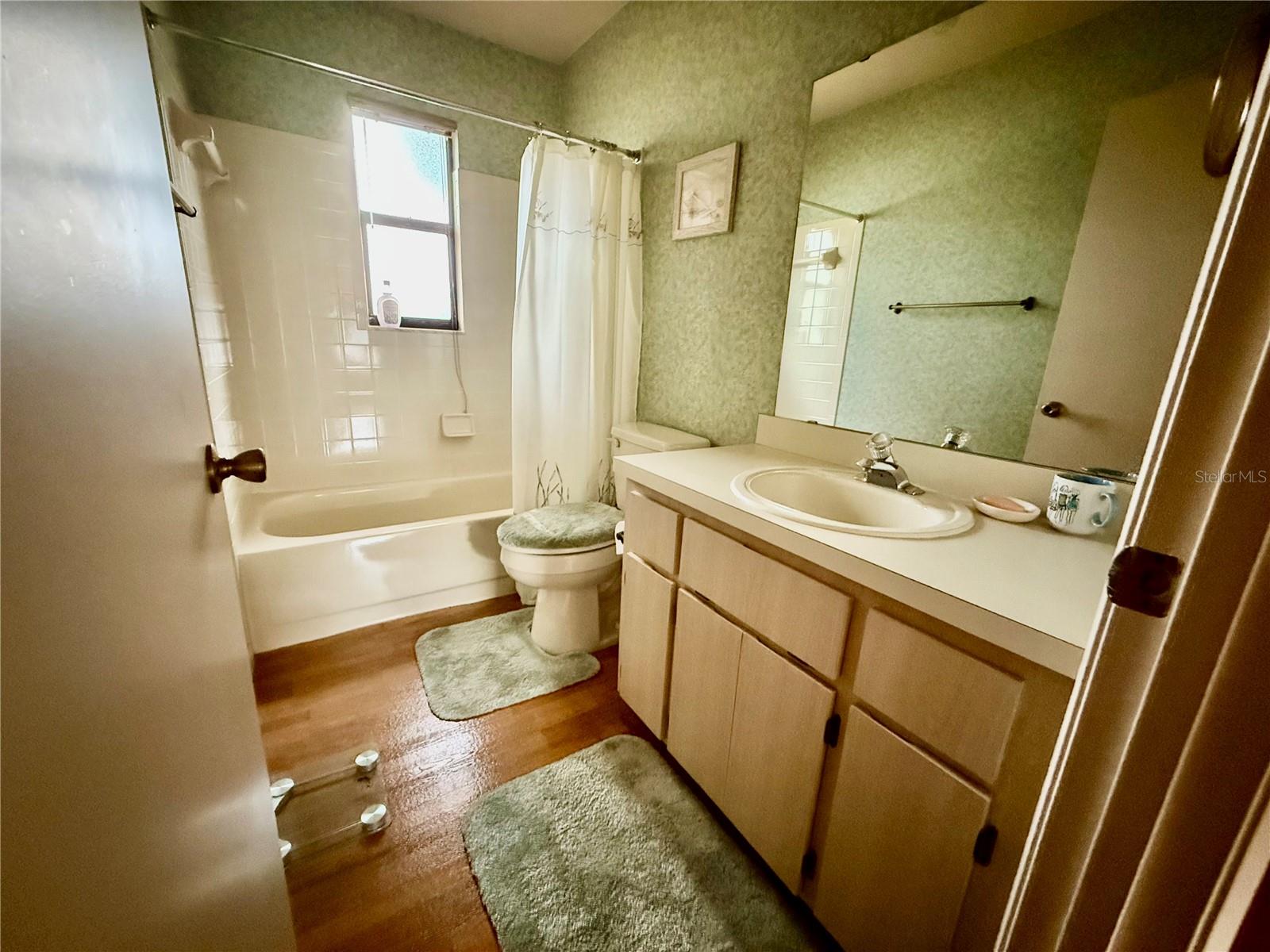 Image 21 of 29 For 2105 Greenlaw Court 2105