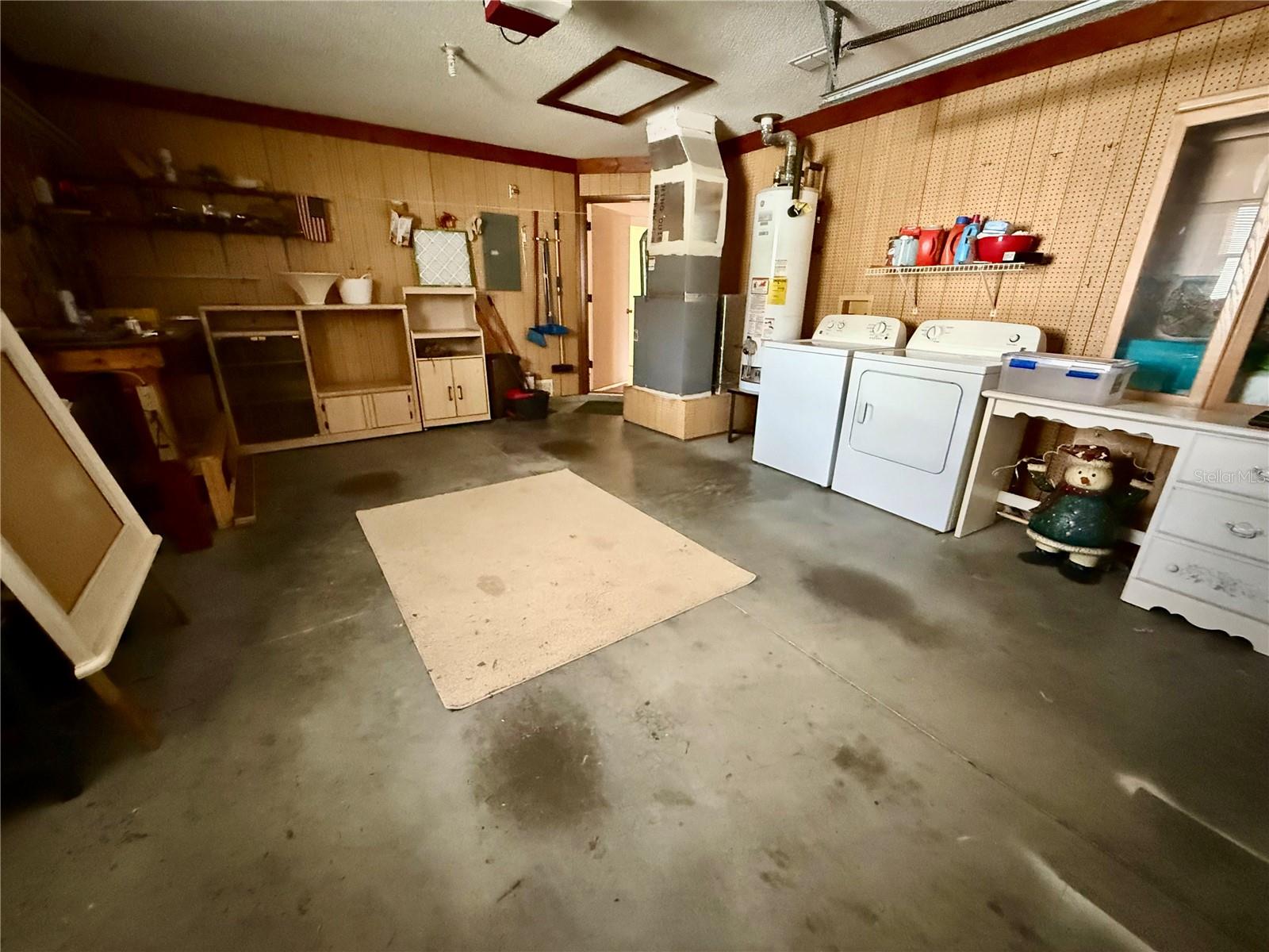 Image 24 of 29 For 2105 Greenlaw Court 2105