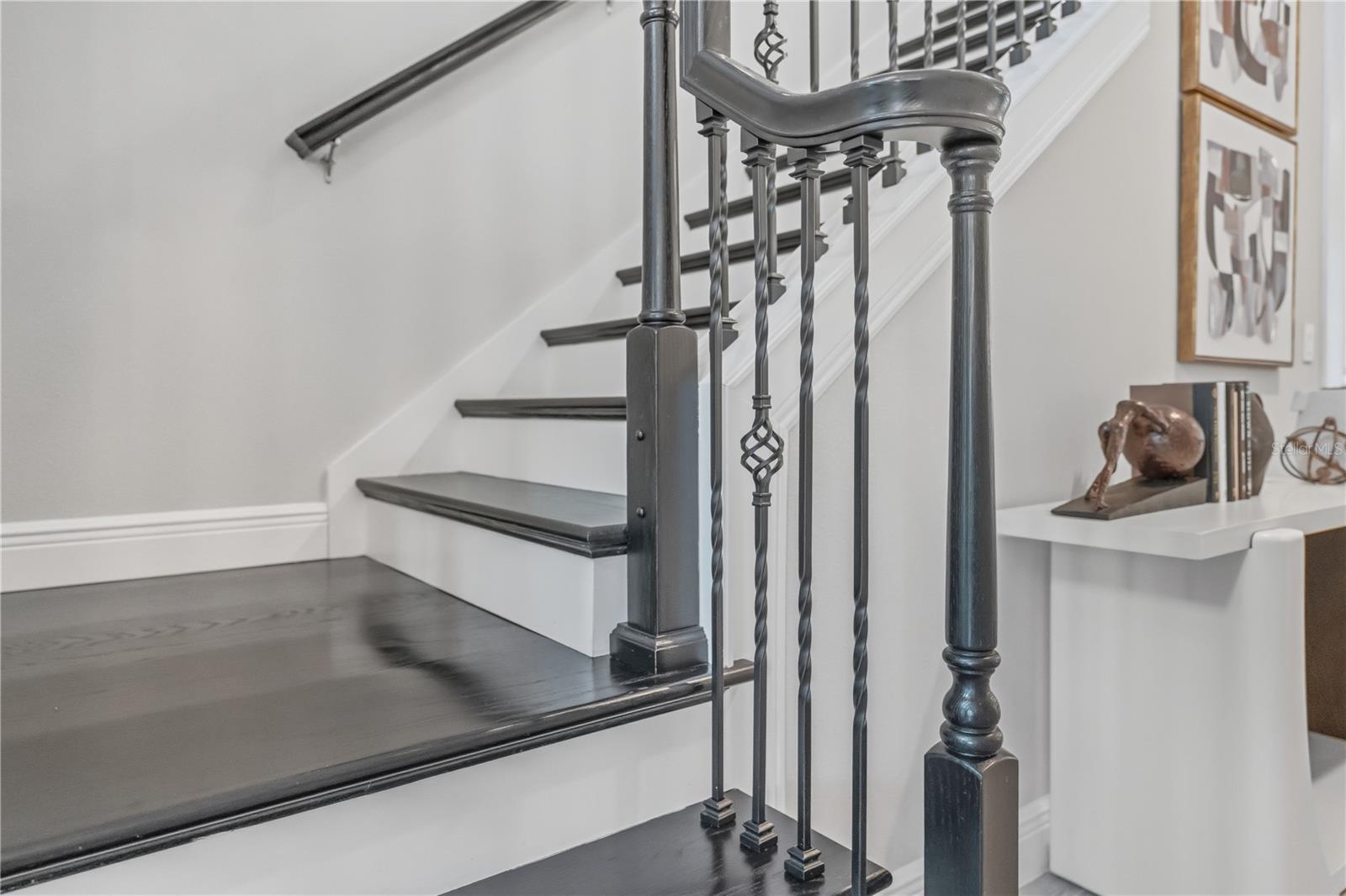 Image 12 of 97 For 16636 Broadwater Avenue