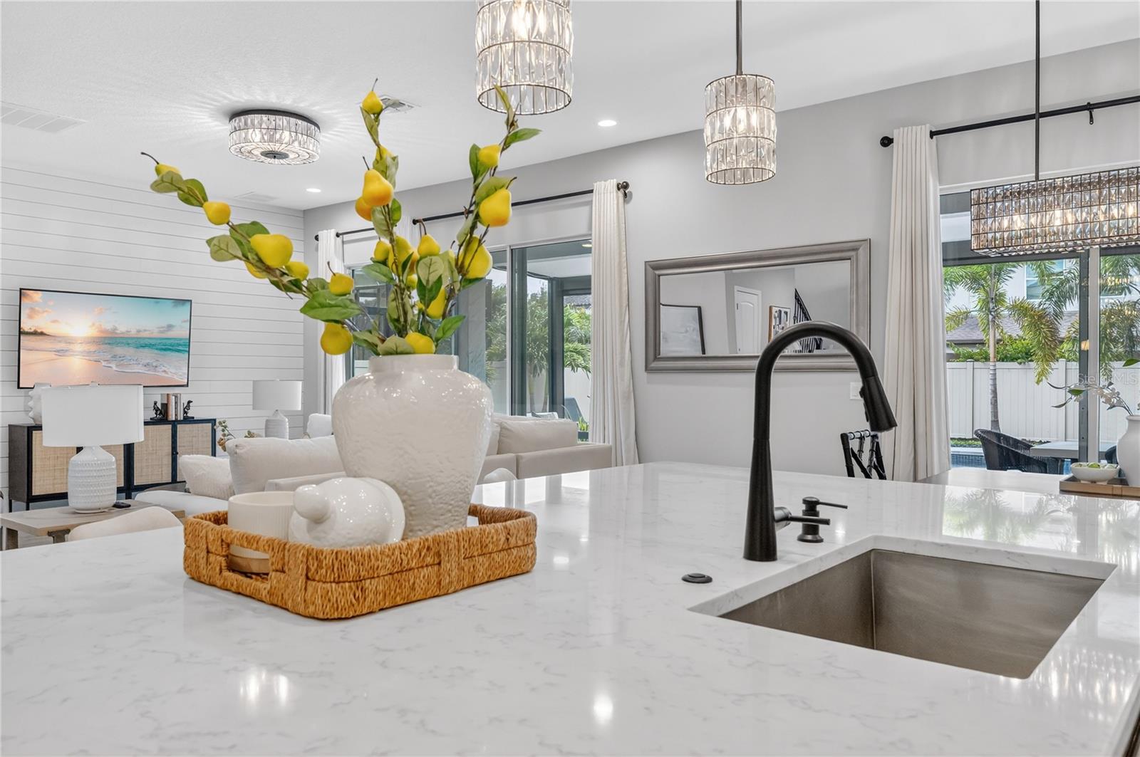 Image 25 of 97 For 16636 Broadwater Avenue