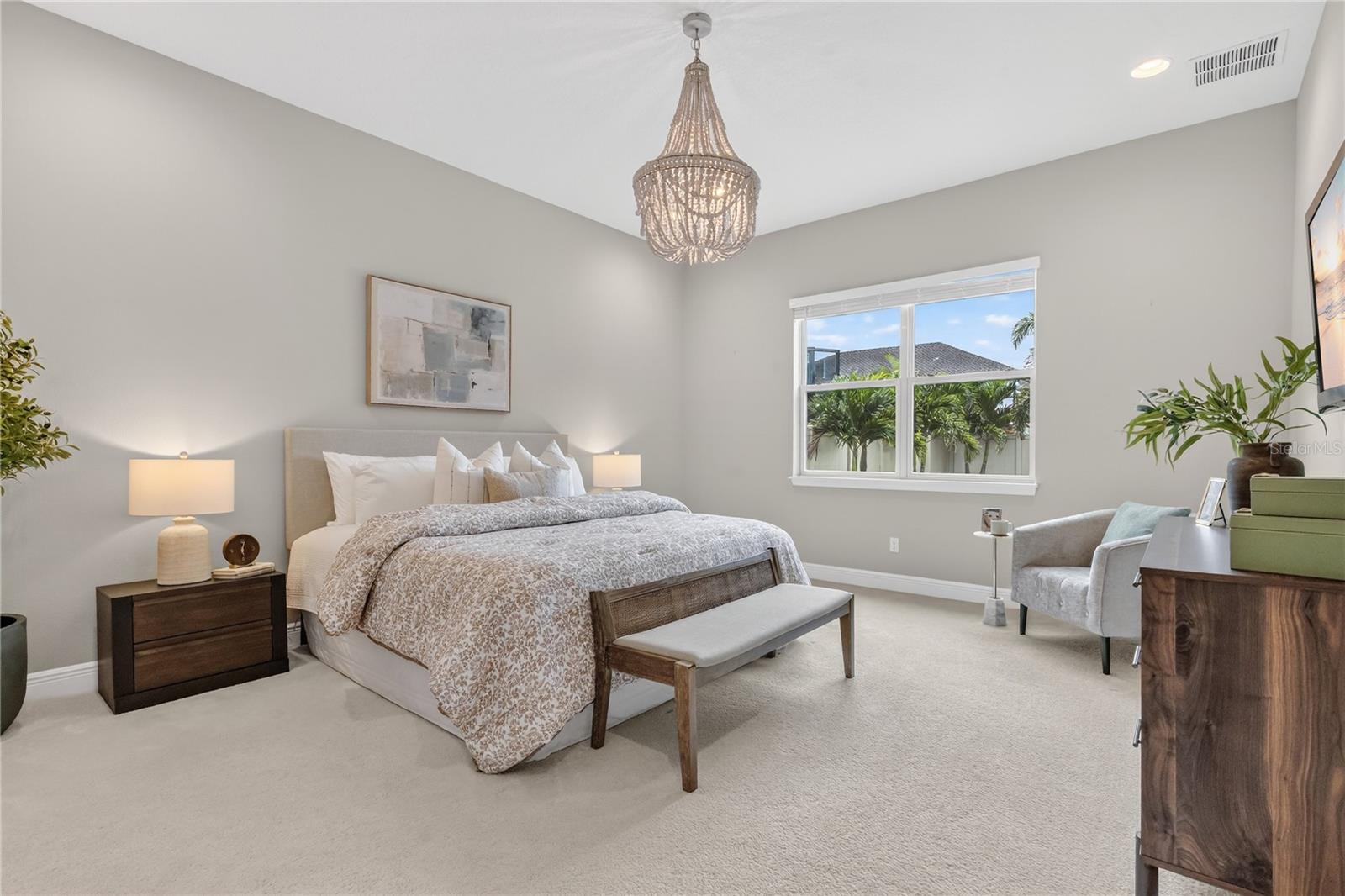 Image 37 of 97 For 16636 Broadwater Avenue