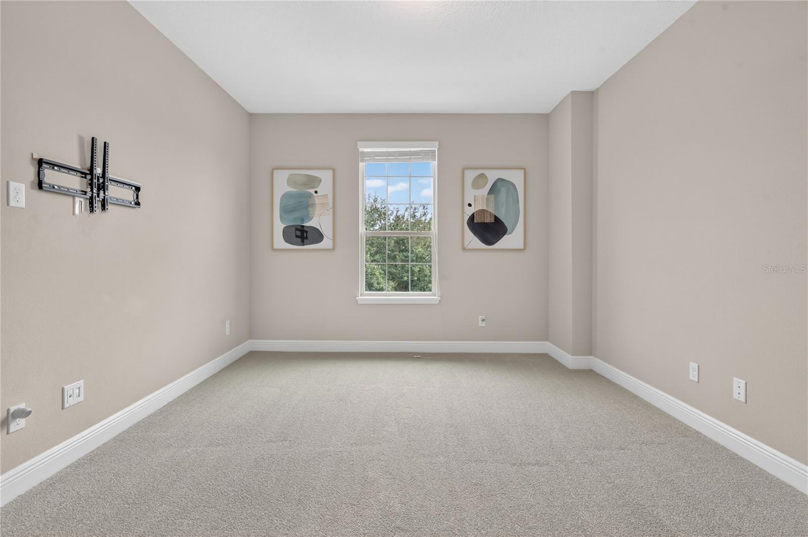 Image 79 of 97 For 16636 Broadwater Avenue