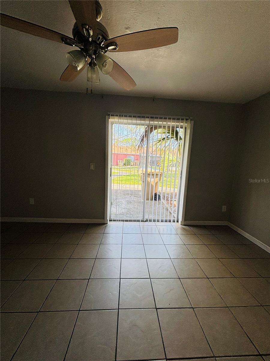 Image 14 of 47 For 28 Las Palmas Way