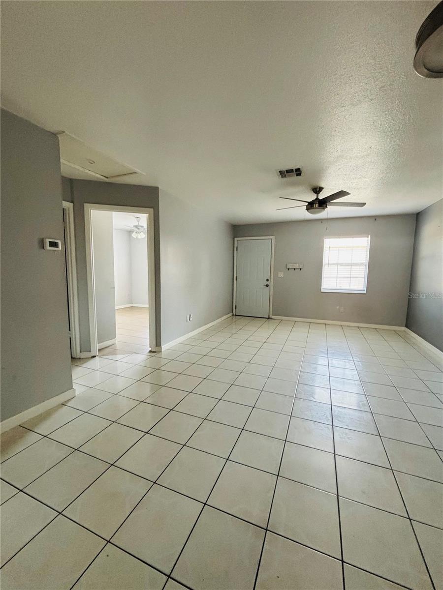 Image 22 of 47 For 28 Las Palmas Way