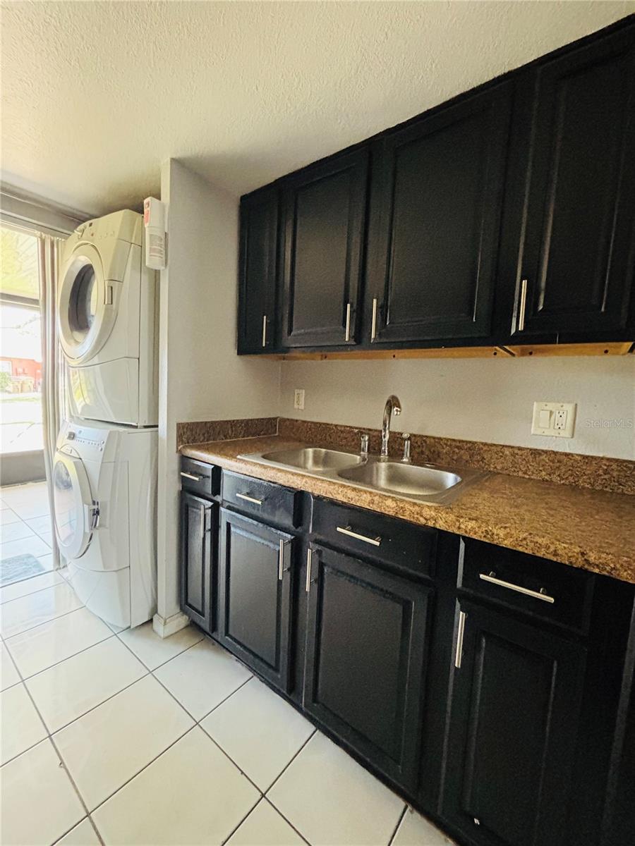 Image 5 of 47 For 28 Las Palmas Way