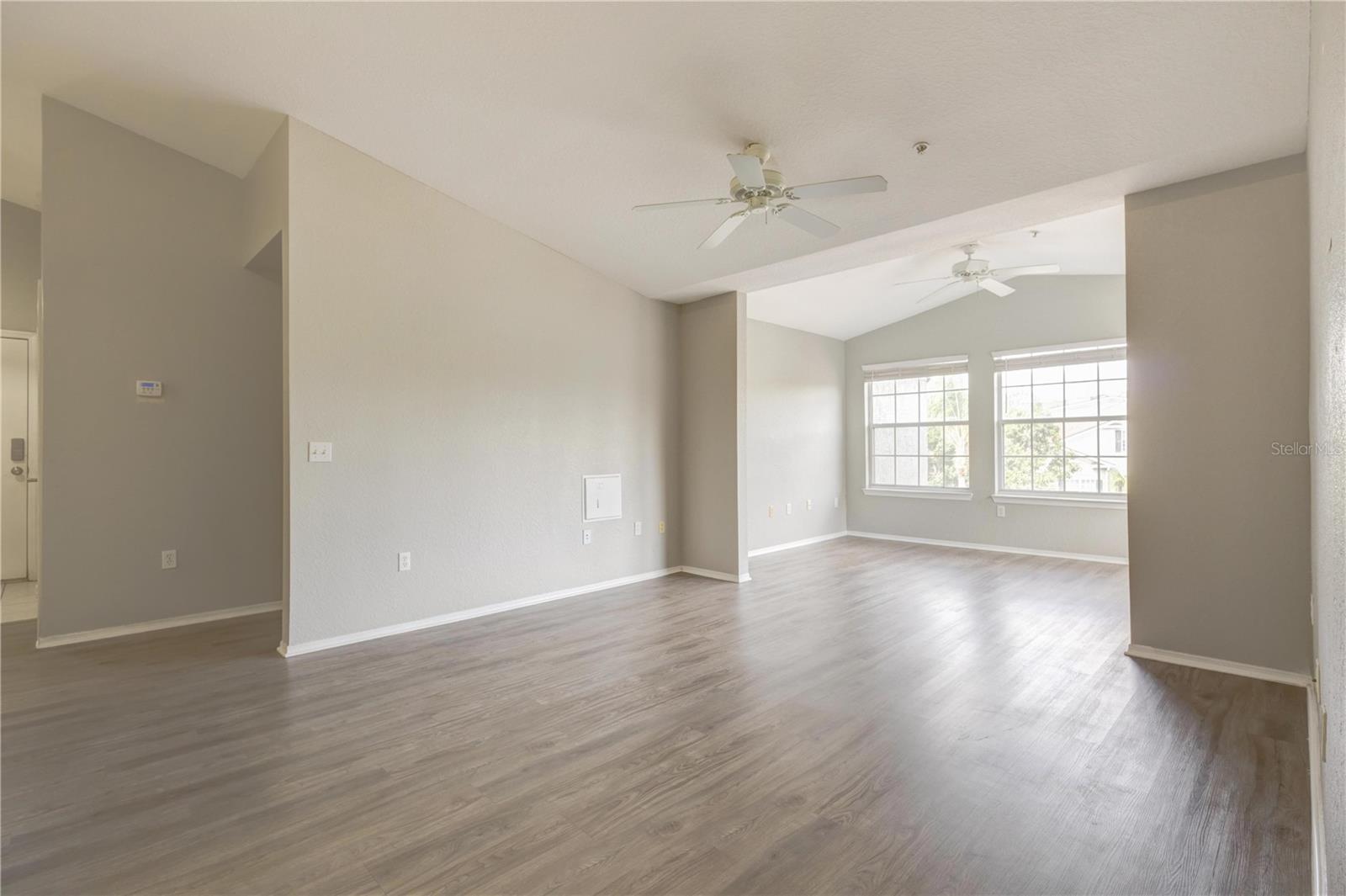 Image 20 of 76 For 3343 Kirkman Road 733