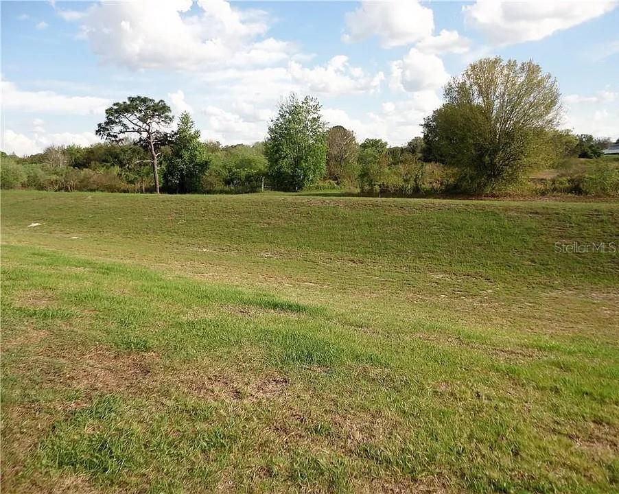 Image 3 of 6 For 520 Highland Meadows Avenue