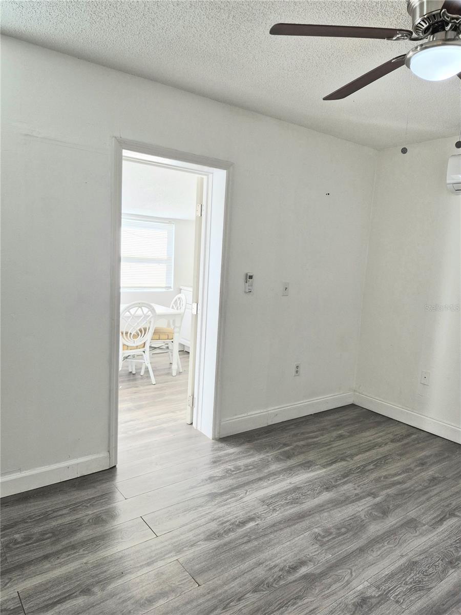 Image 11 of 20 For 708 Antelope Way