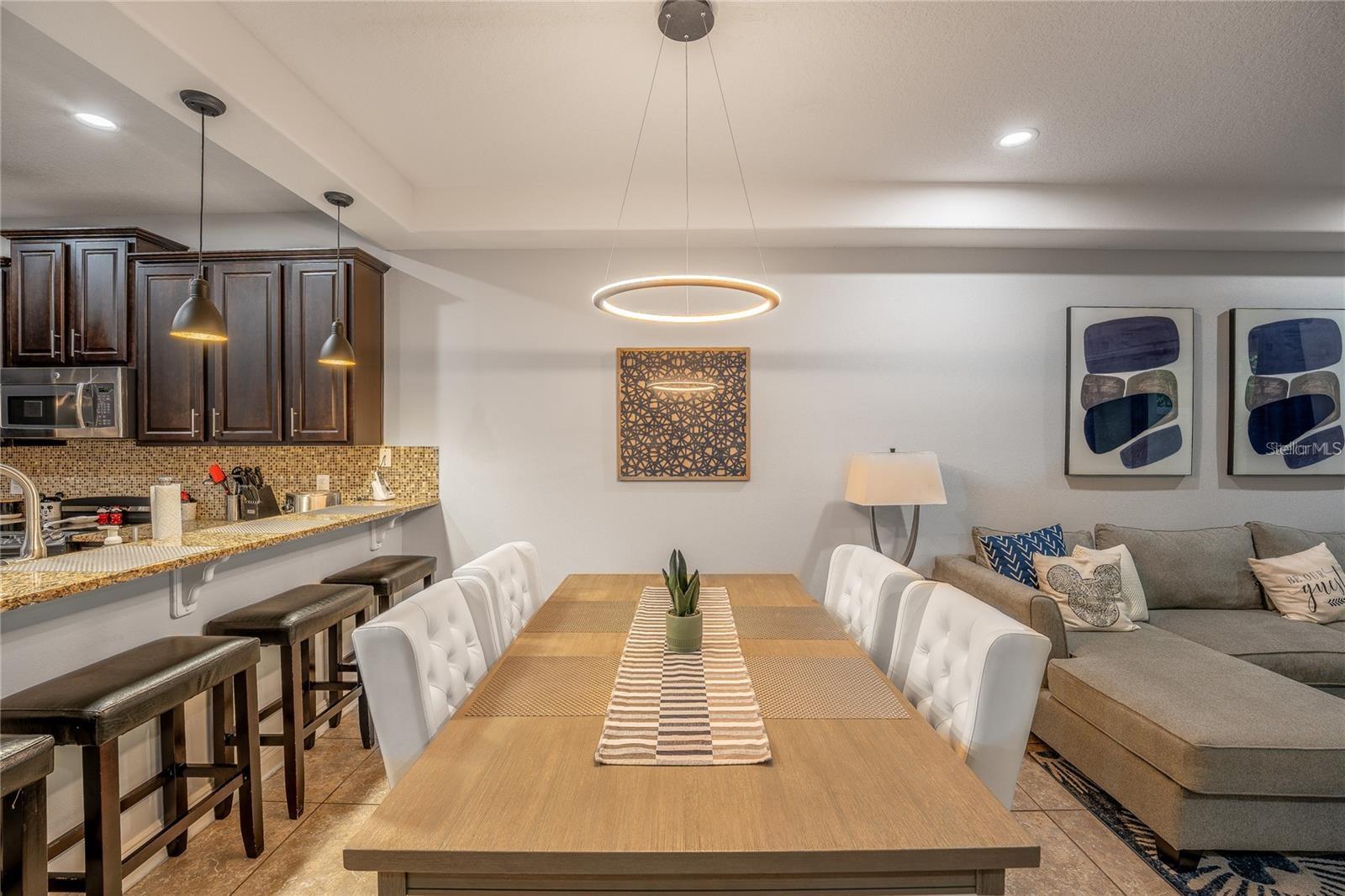 Image 6 of 17 For 8223 Roseville Road