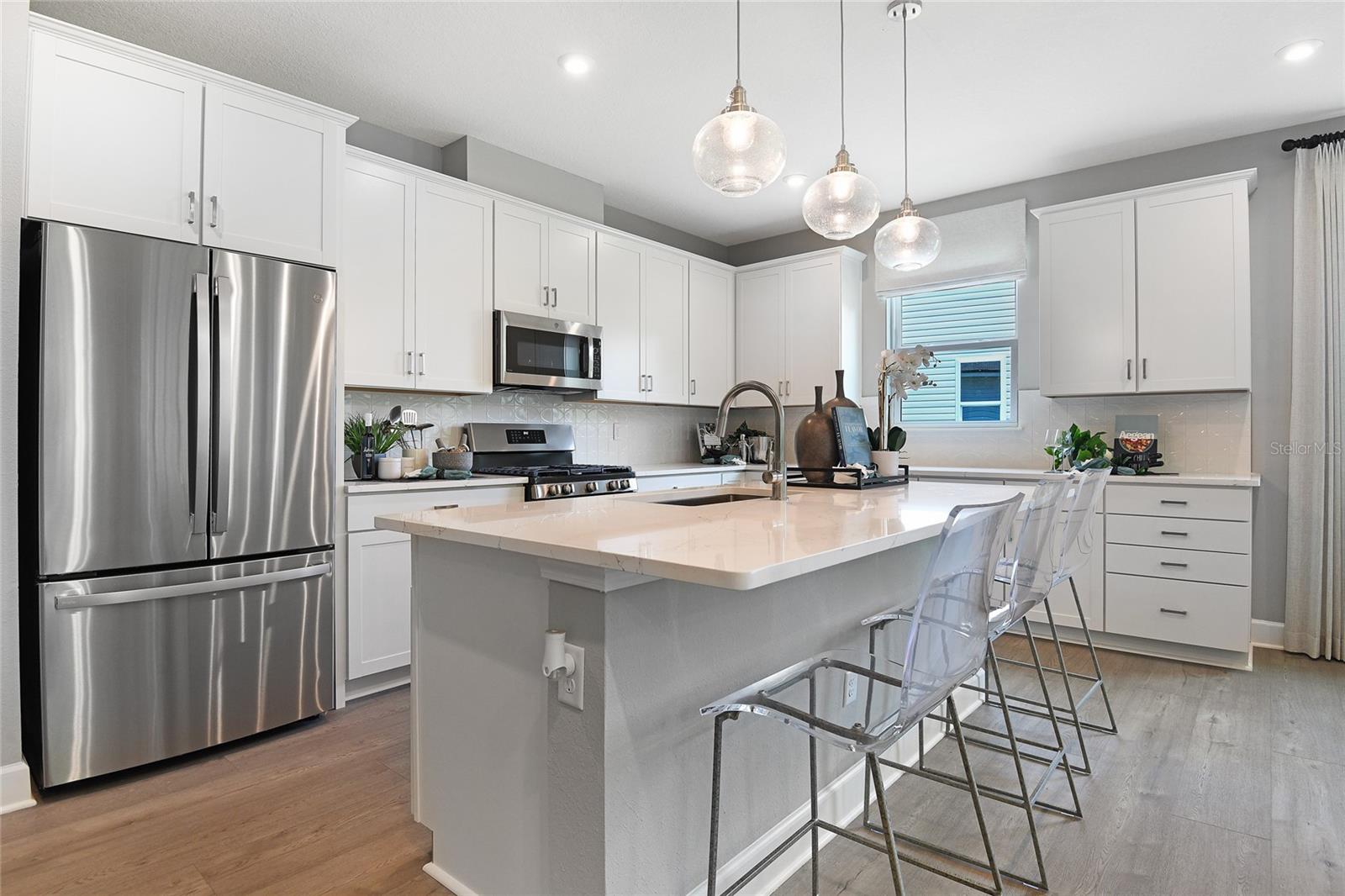 Image 4 of 18 For 201 Enclave Avenue