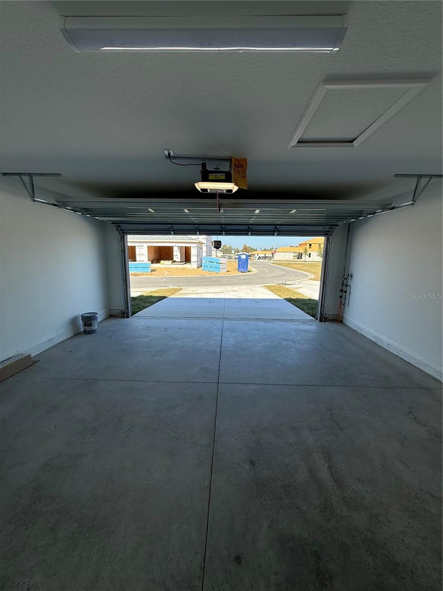 Image 35 of 40 For 4609 Orchard View Alley