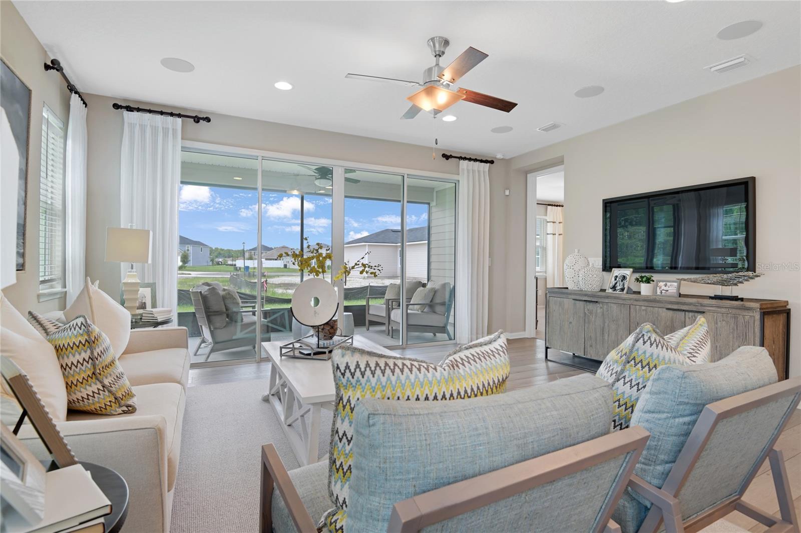 Image 10 of 20 For 205 Enclave Avenue