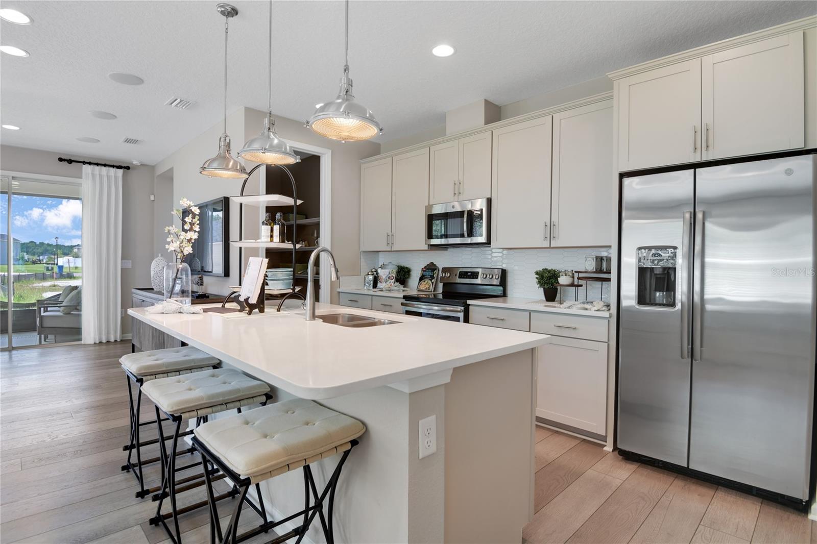 Image 5 of 20 For 205 Enclave Avenue