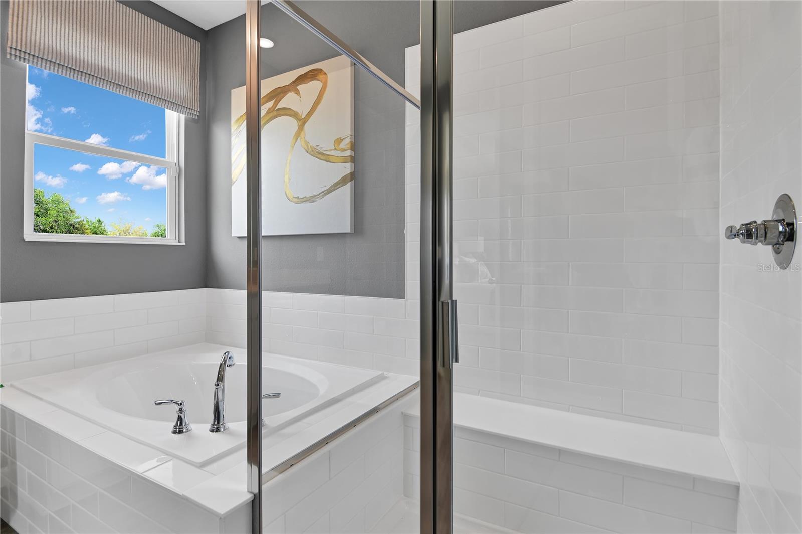 Image 13 of 18 For 203 Enclave Avenue