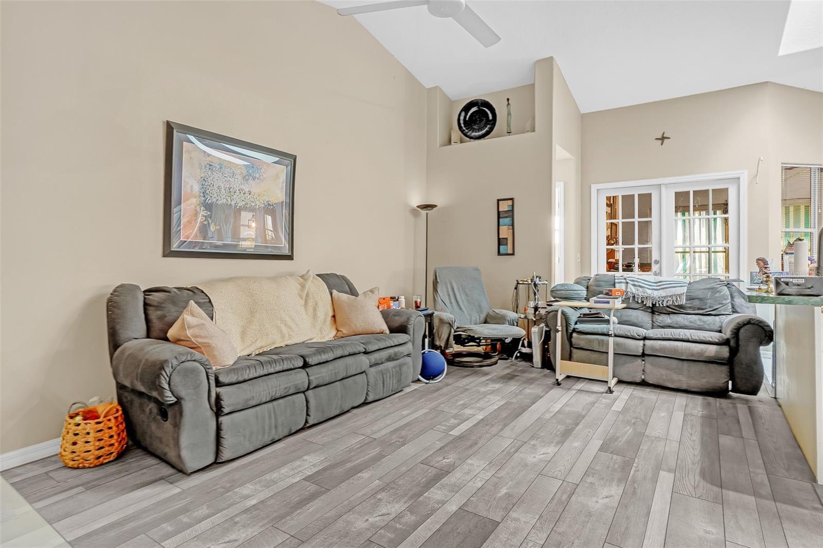 Image 12 of 36 For 1500 Heirloom Drive