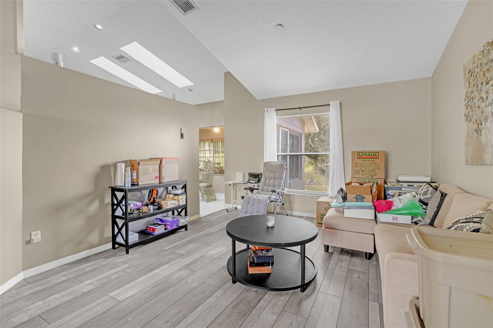 Image 8 of 36 For 1500 Heirloom Drive