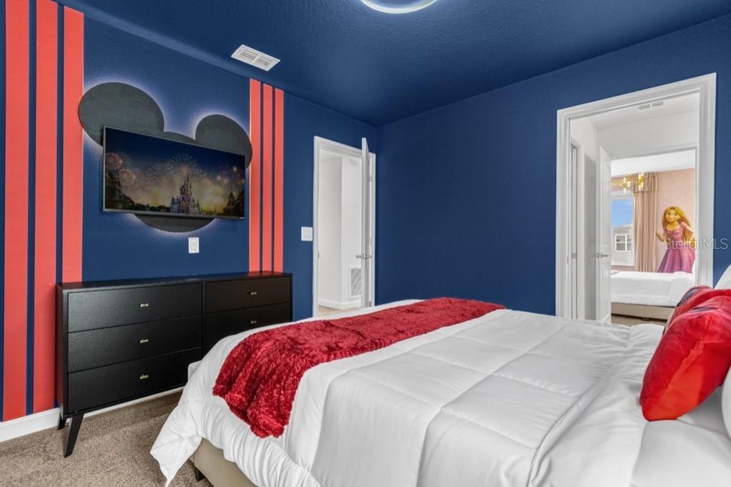 Image 13 of 72 For 9246 Sommerset Hills Drive