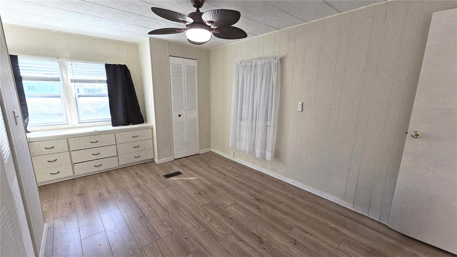 Image 13 of 21 For 1355 Flamingo Drive