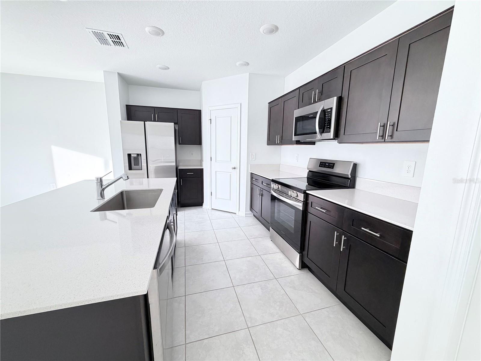 Image 3 of 23 For 1604 Marksman Road