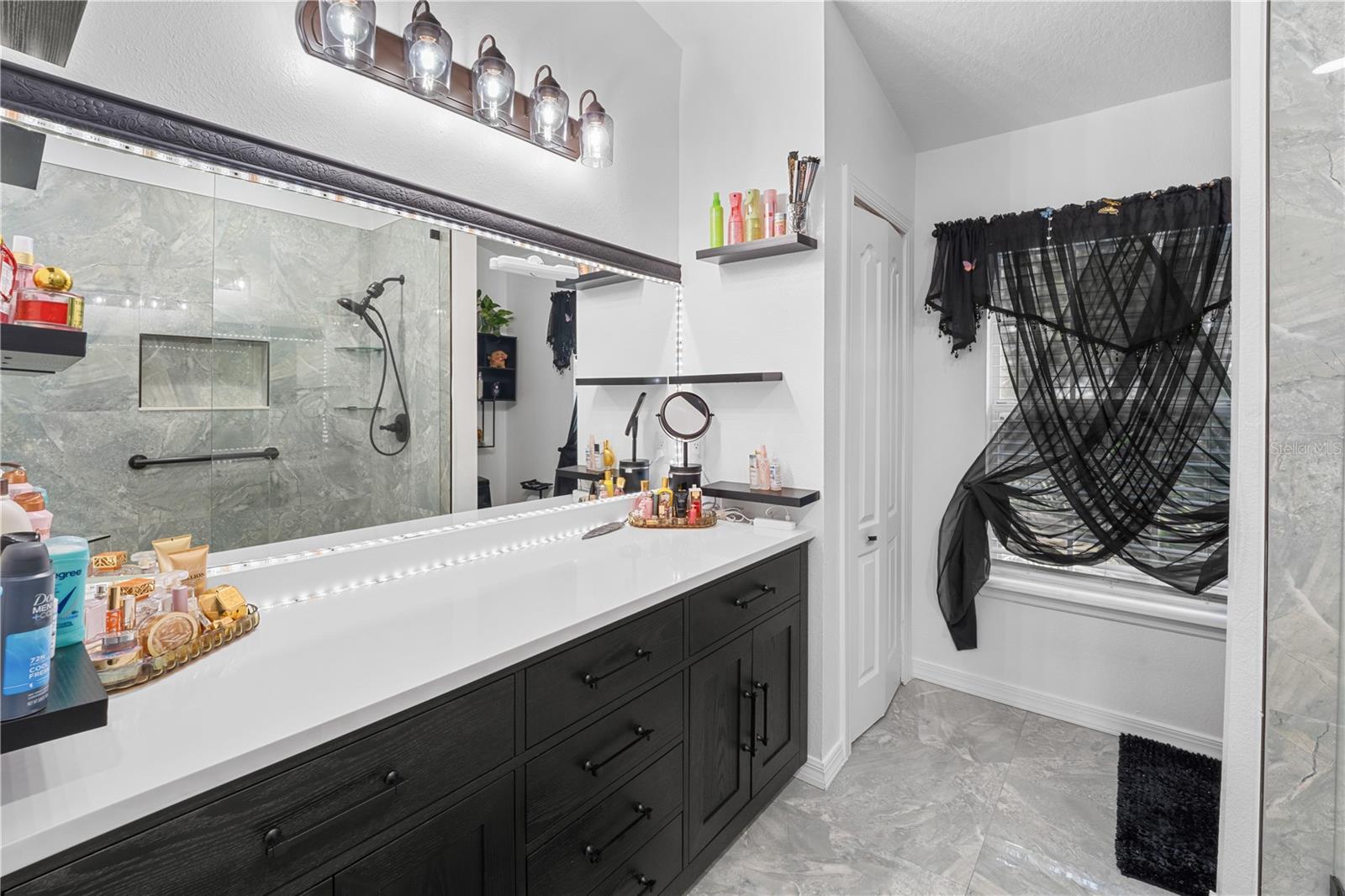 Image 17 of 39 For 3565 Clay Brick Road