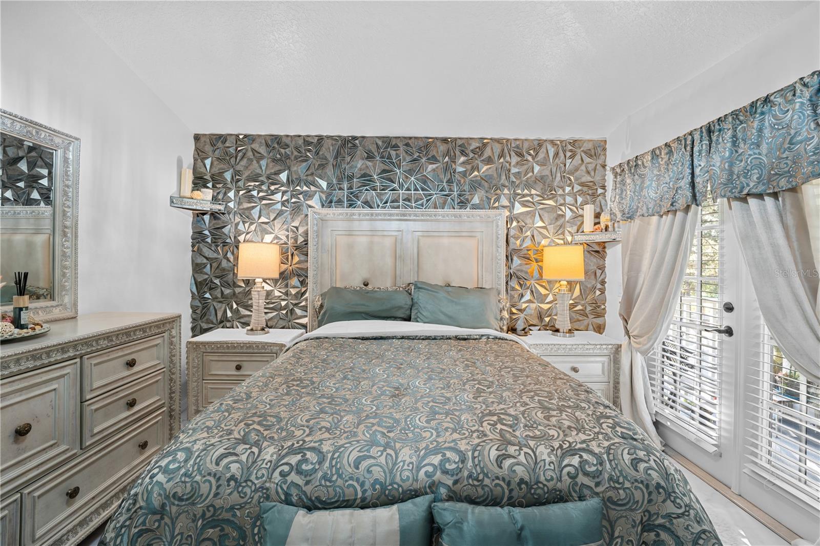 Image 19 of 39 For 3565 Clay Brick Road