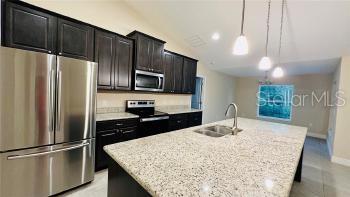 Image 3 of 16 For 4340 Lakeshore Drive