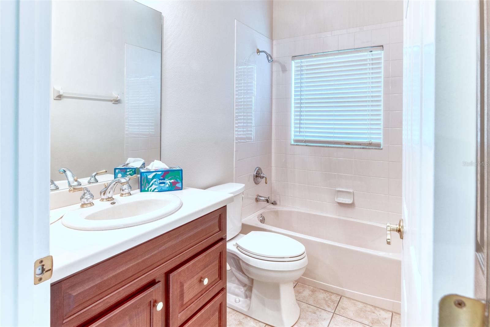 Image 38 of 62 For 325 Balboa Drive