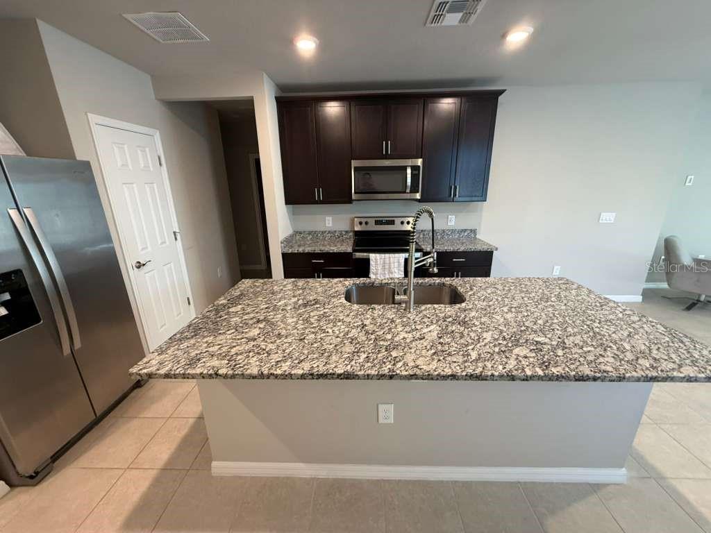 Image 4 of 17 For 1788 Carnostie Road