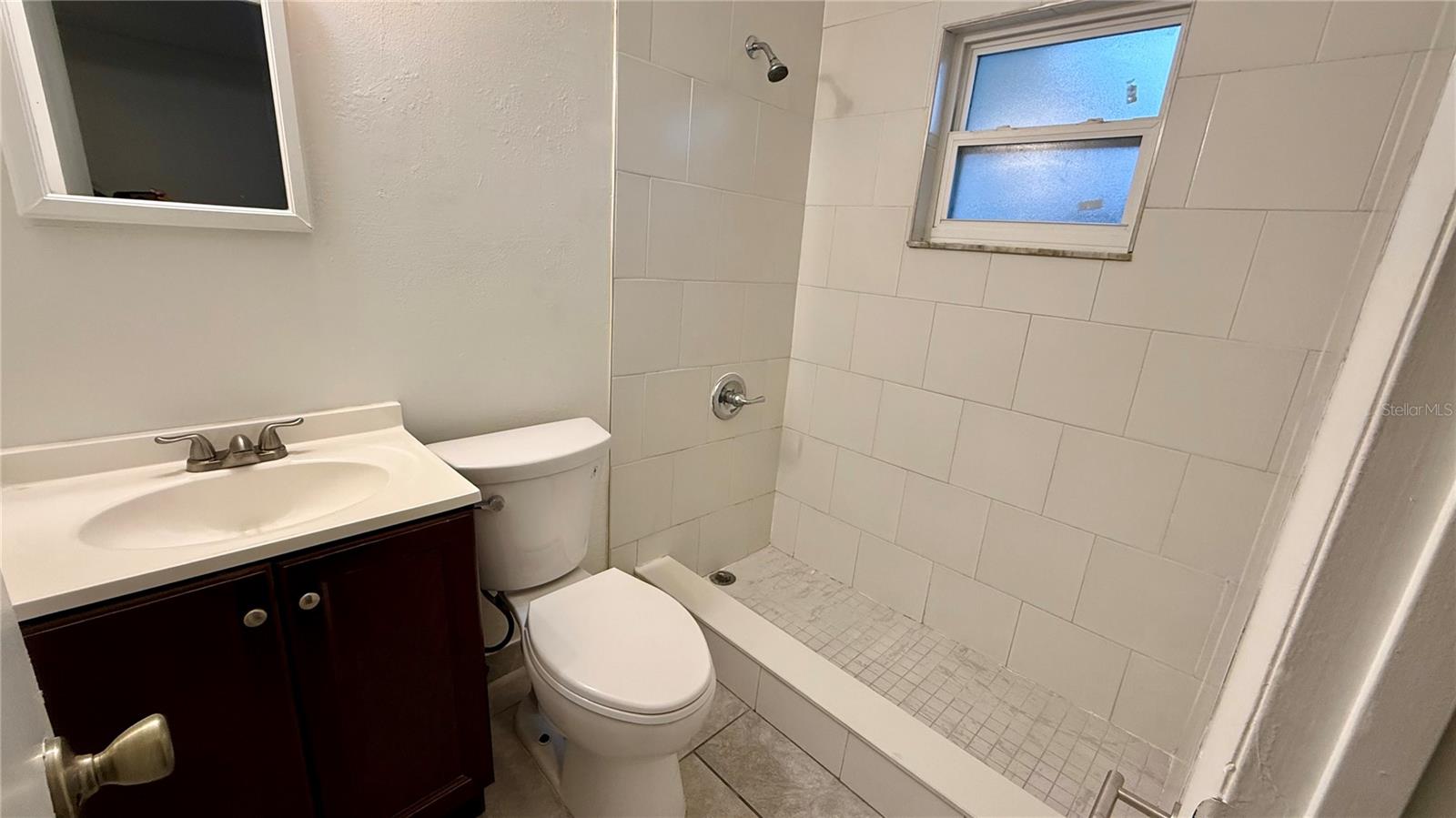 Image 10 of 14 For 911 Orange Street 2