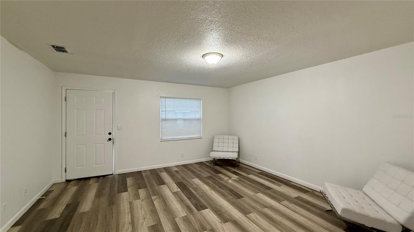 Image 6 of 14 For 911 Orange Street 2