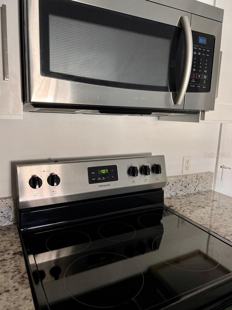 Image 13 of 35 For 5550 Michigan Street 3235