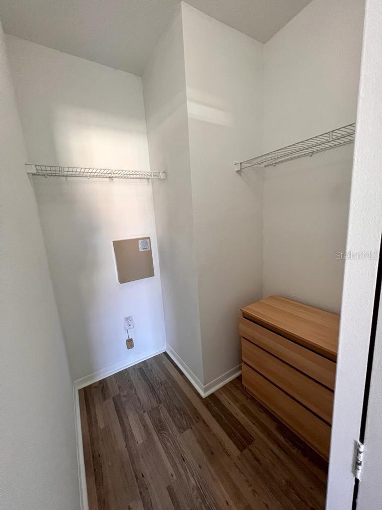 Image 17 of 35 For 5550 Michigan Street 3235