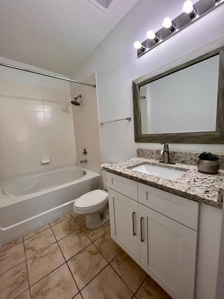 Image 18 of 35 For 5550 Michigan Street 3235