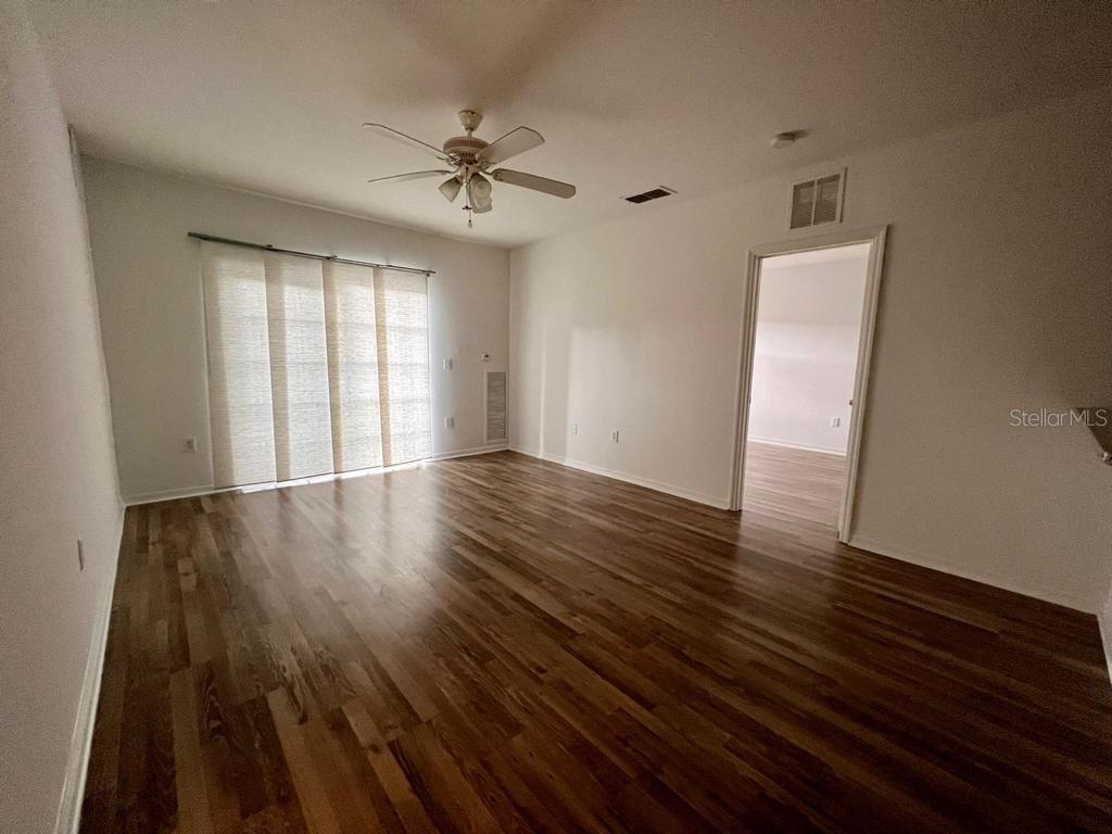 Image 8 of 35 For 5550 Michigan Street 3235