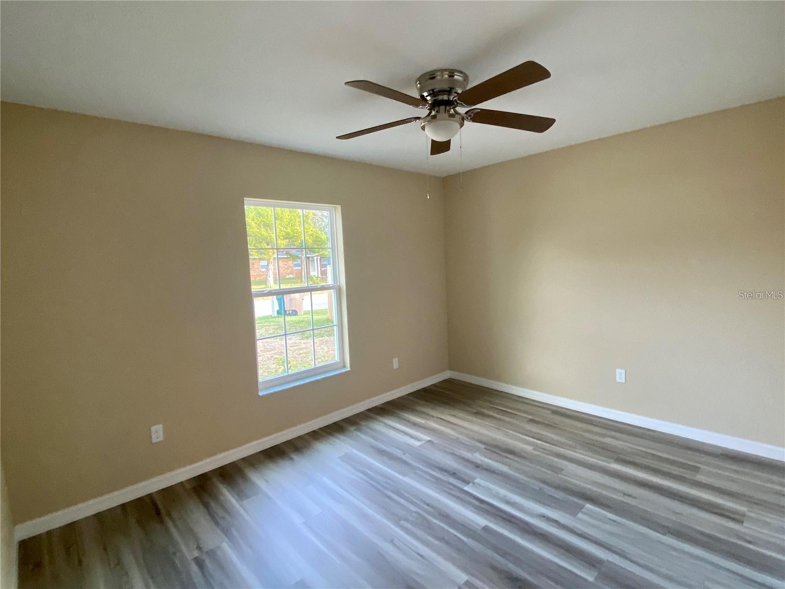 Image 11 of 26 For 1836 21st Court