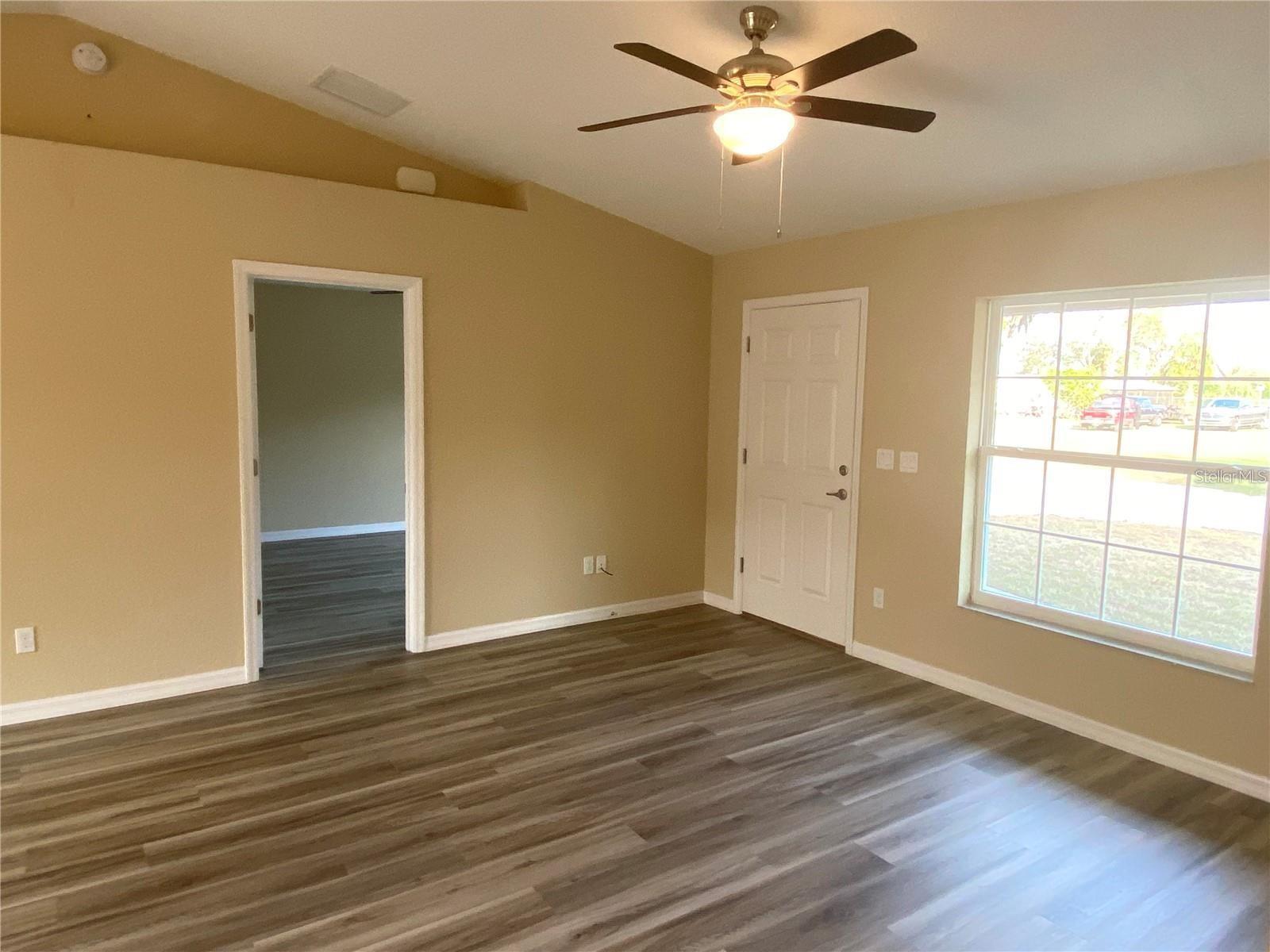 Image 3 of 26 For 1836 21st Court