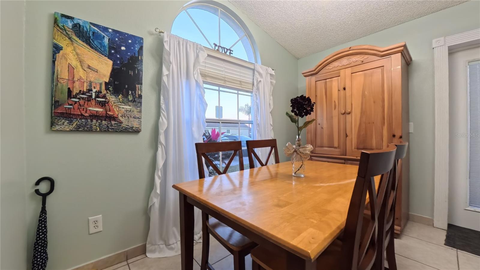 Image 12 of 39 For 2340 Harbor Town Drive