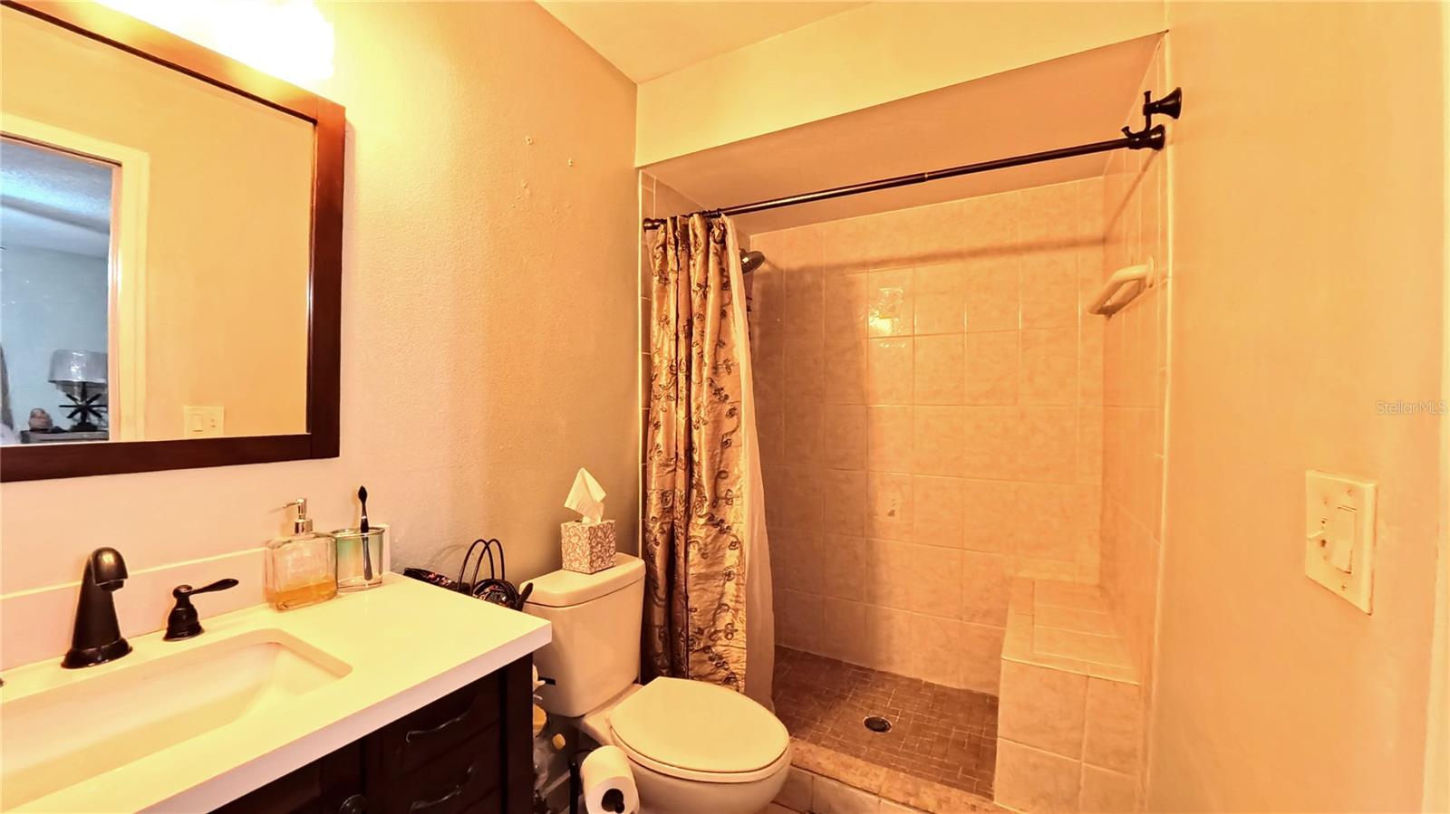 Image 24 of 39 For 2340 Harbor Town Drive