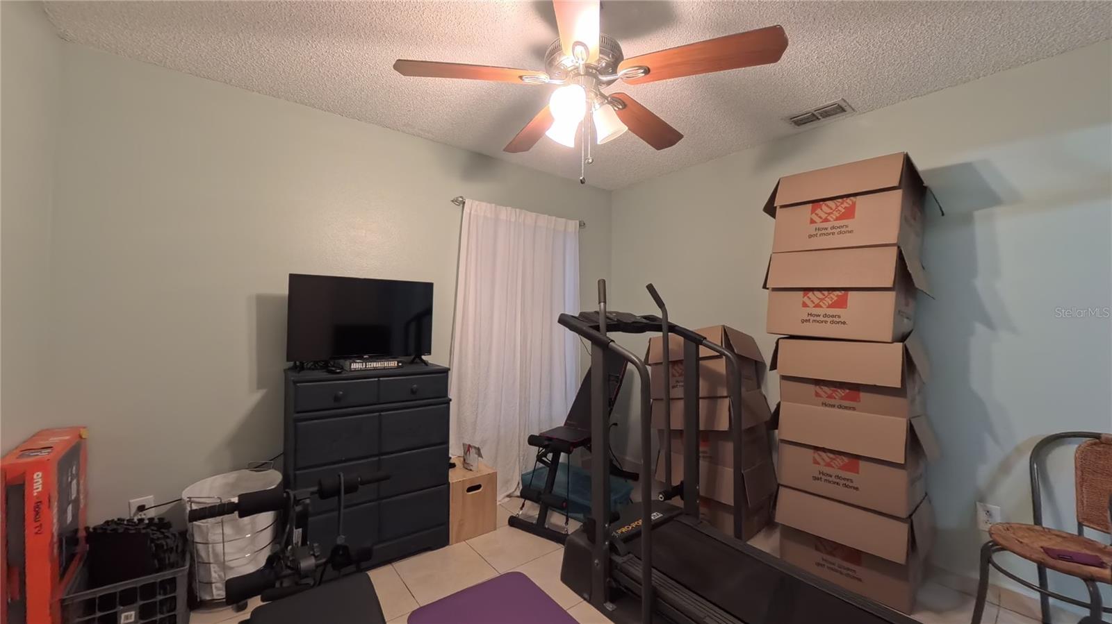 Image 28 of 39 For 2340 Harbor Town Drive