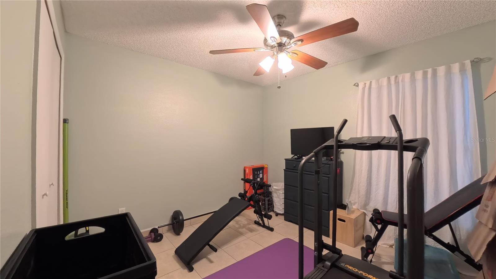 Image 29 of 39 For 2340 Harbor Town Drive