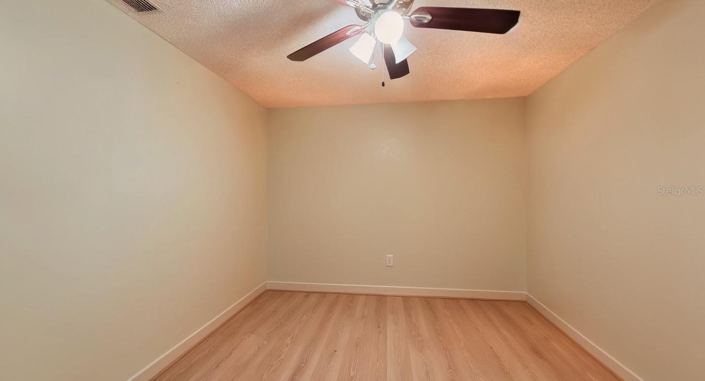 Image 6 of 39 For 2340 Harbor Town Drive