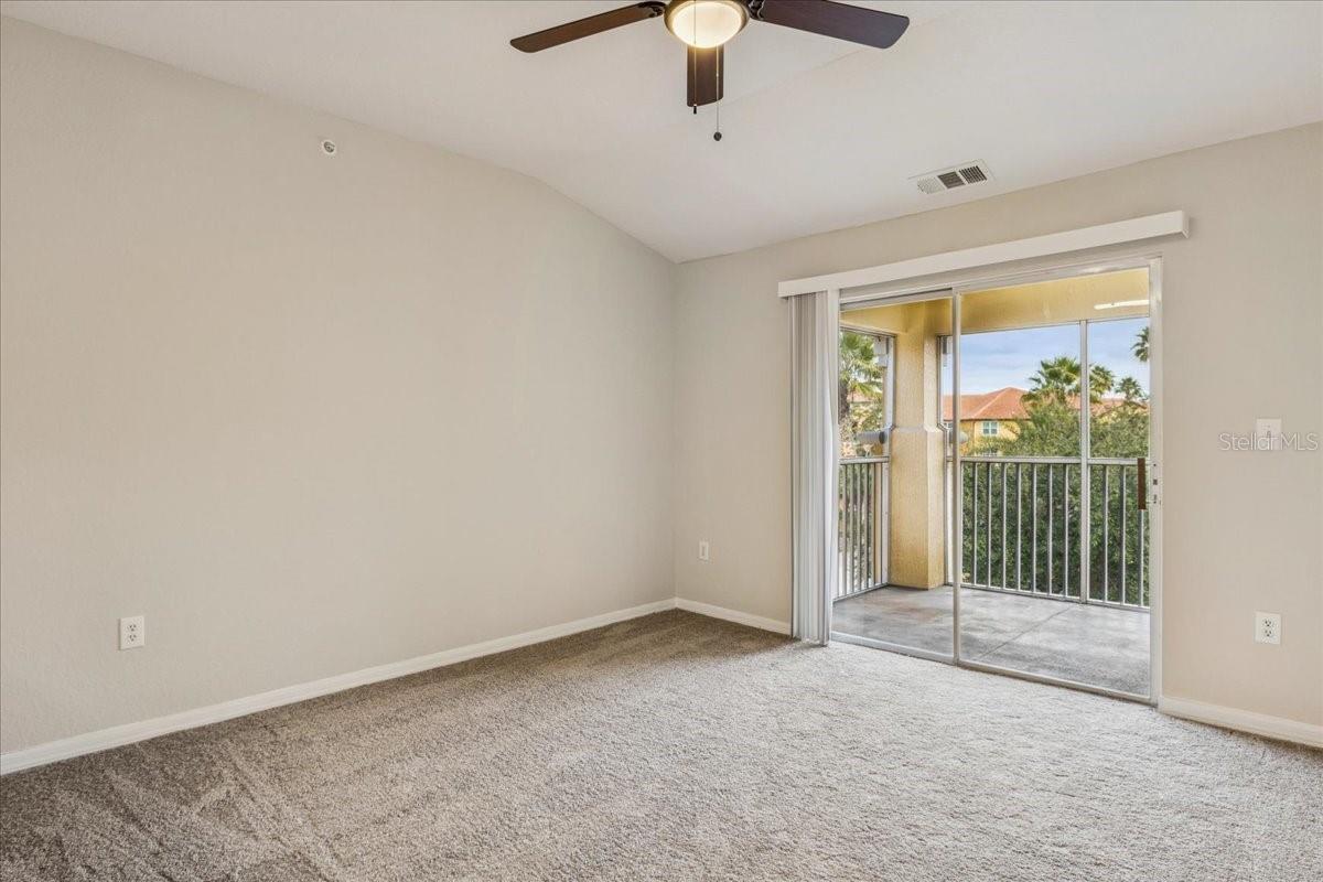 Image 15 of 45 For 5479 Vineland Road 9310