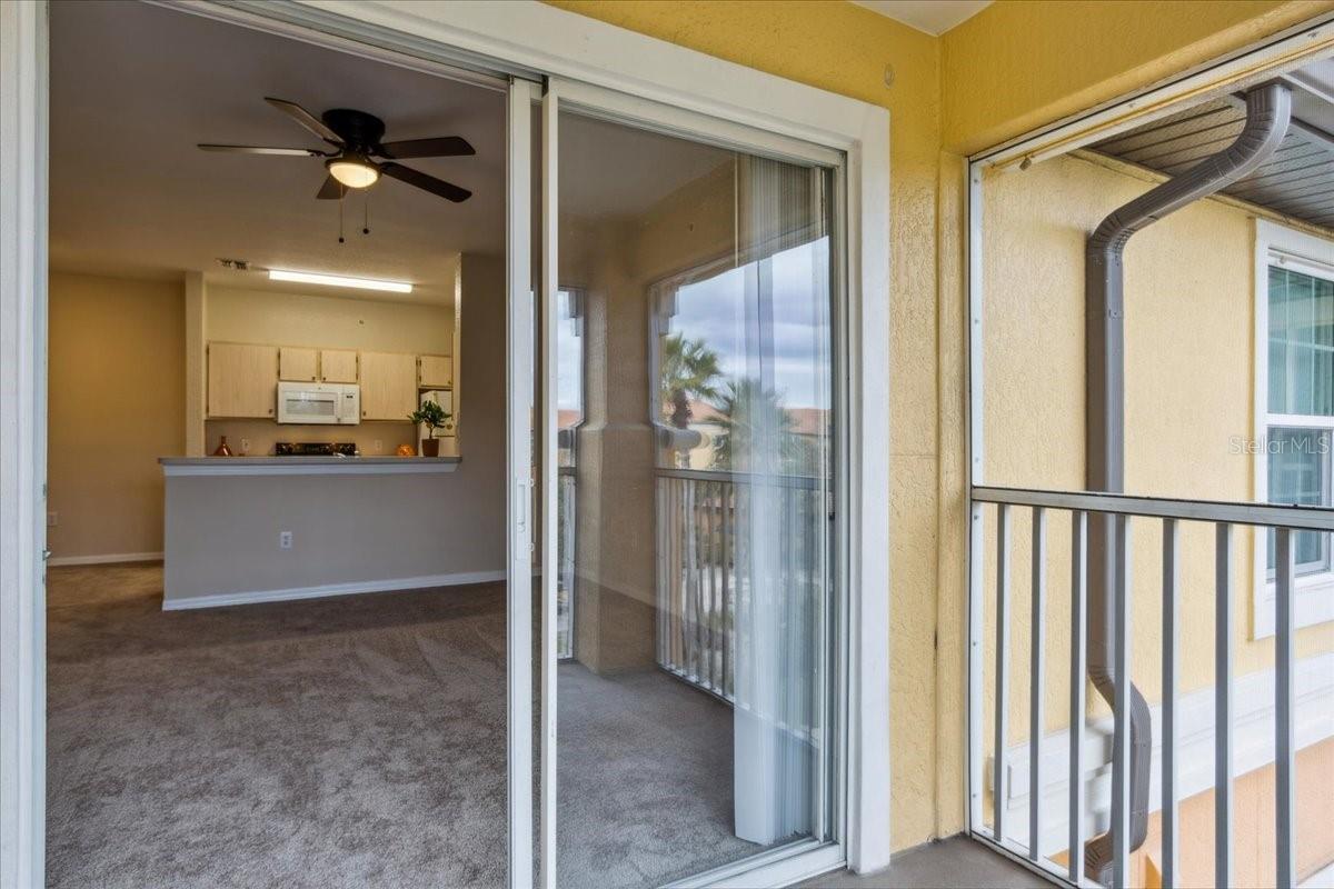 Image 29 of 45 For 5479 Vineland Road 9310