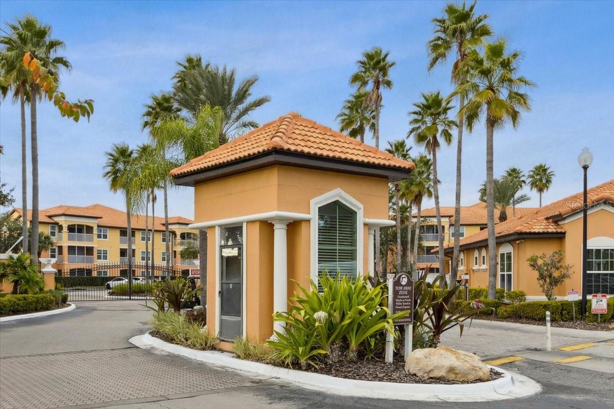 Image 33 of 45 For 5479 Vineland Road 9310