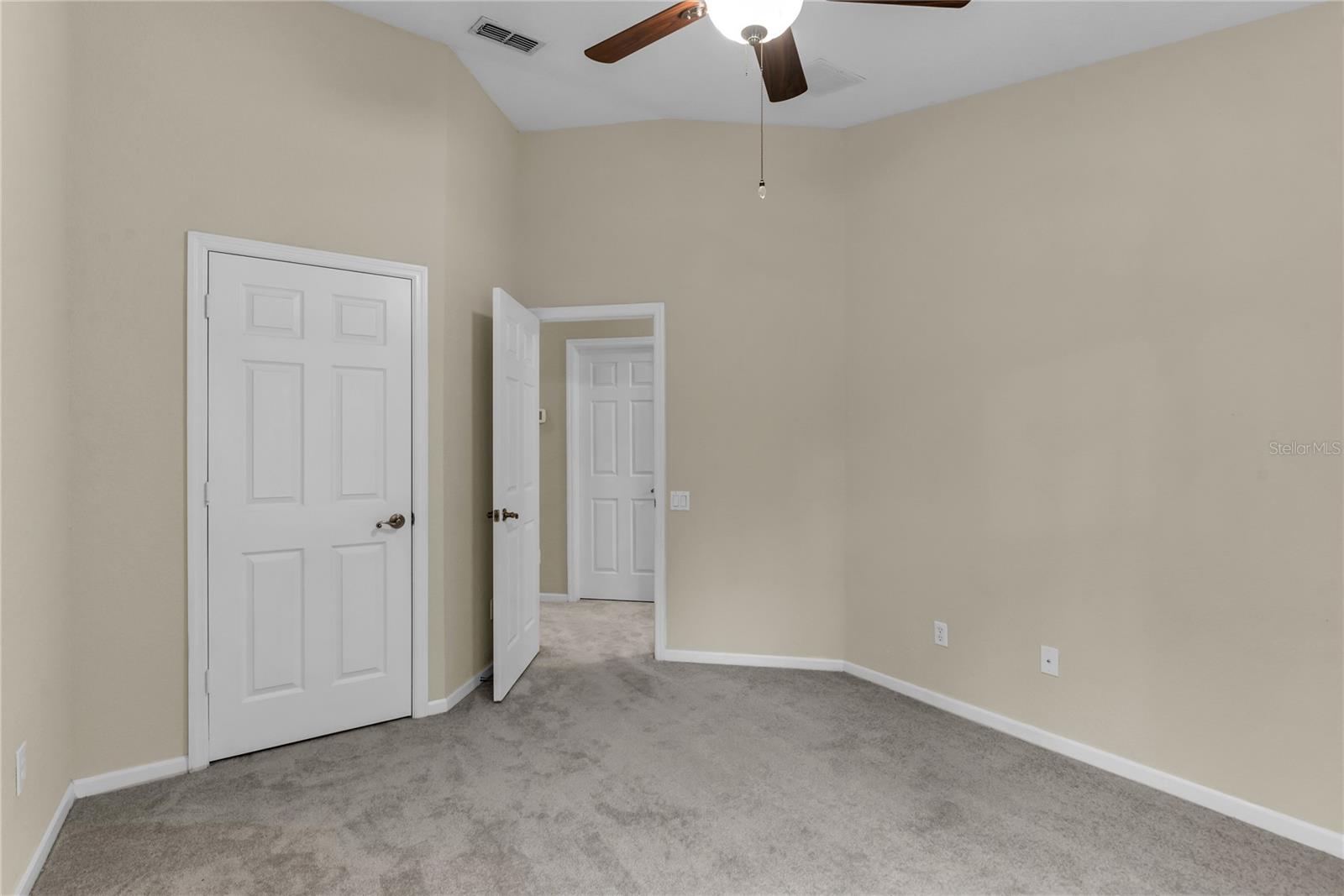 Image 24 of 32 For 3336 Shallot Drive 107