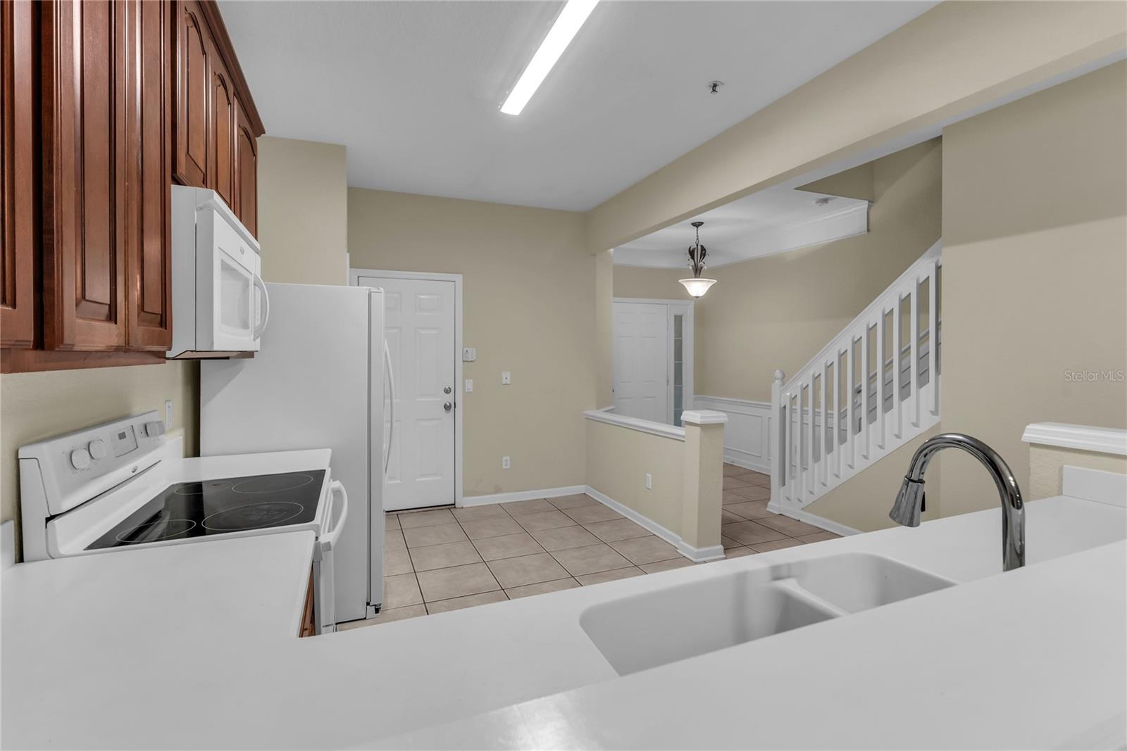 Image 7 of 32 For 3336 Shallot Drive 107