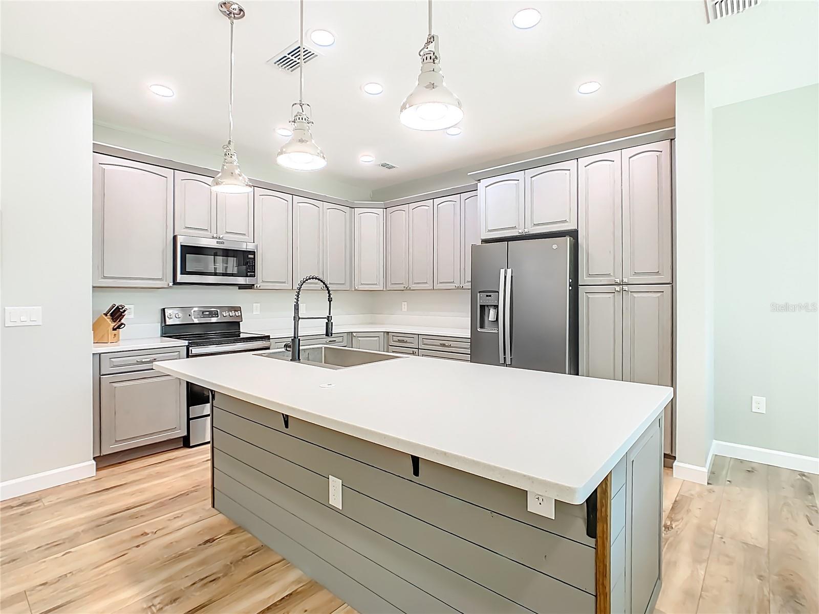 Image 11 of 53 For 1272 Bonita Canyon Drive