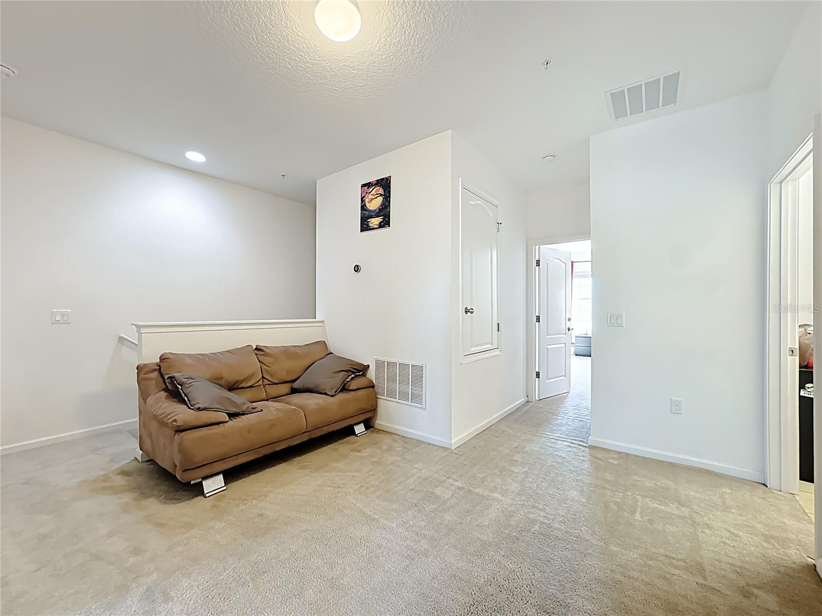 Image 19 of 45 For 1991 Switch Grass Circle