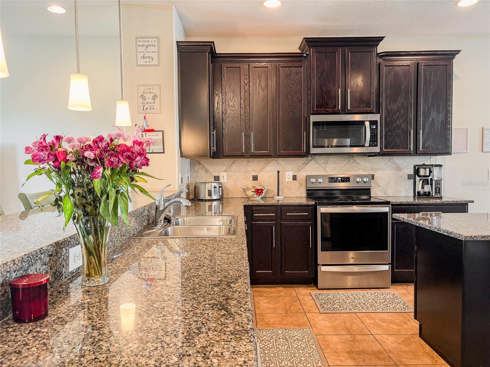 Image 10 of 51 For 8607 Randal Park Boulevard