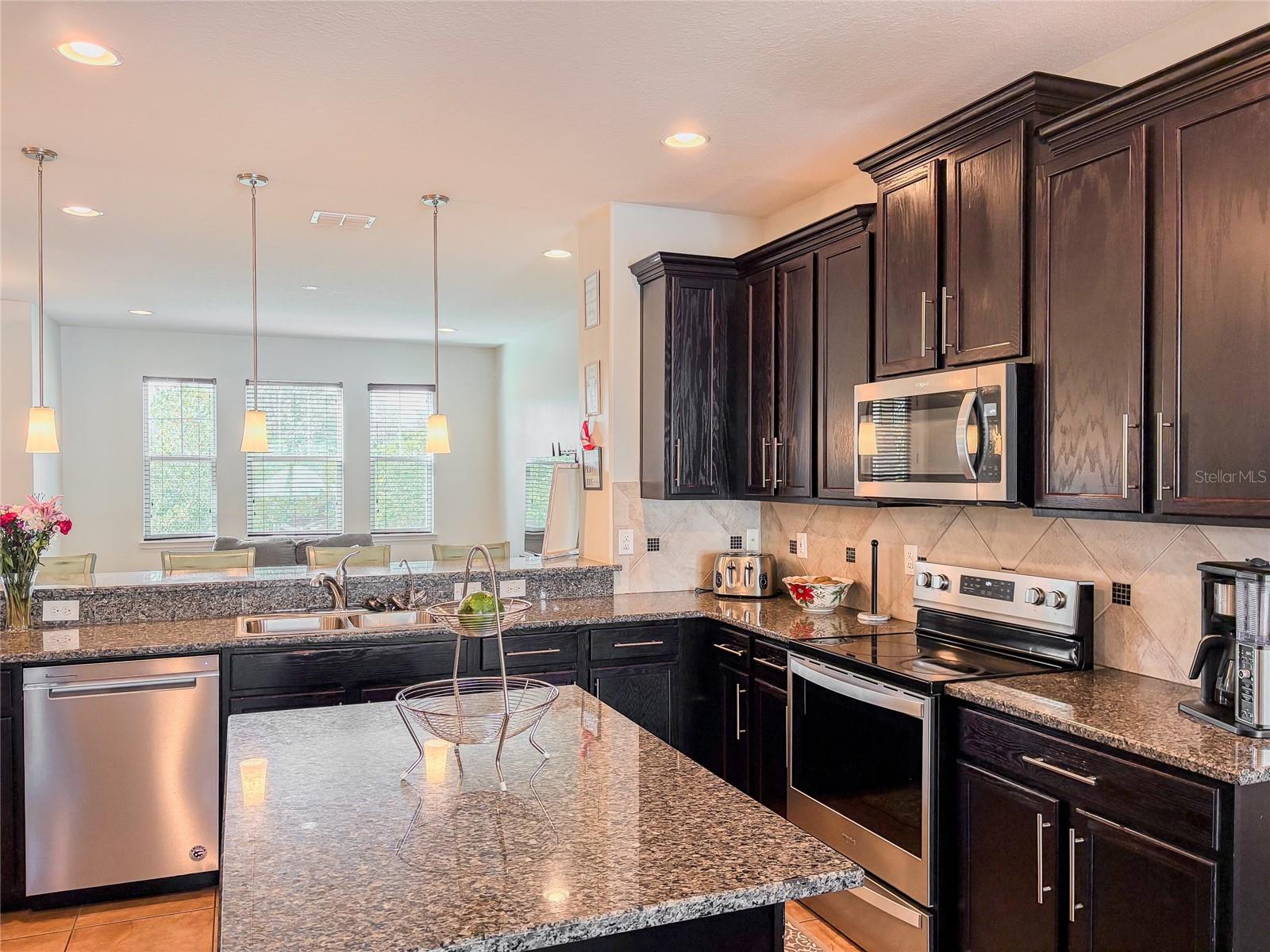 Image 20 of 51 For 8607 Randal Park Boulevard